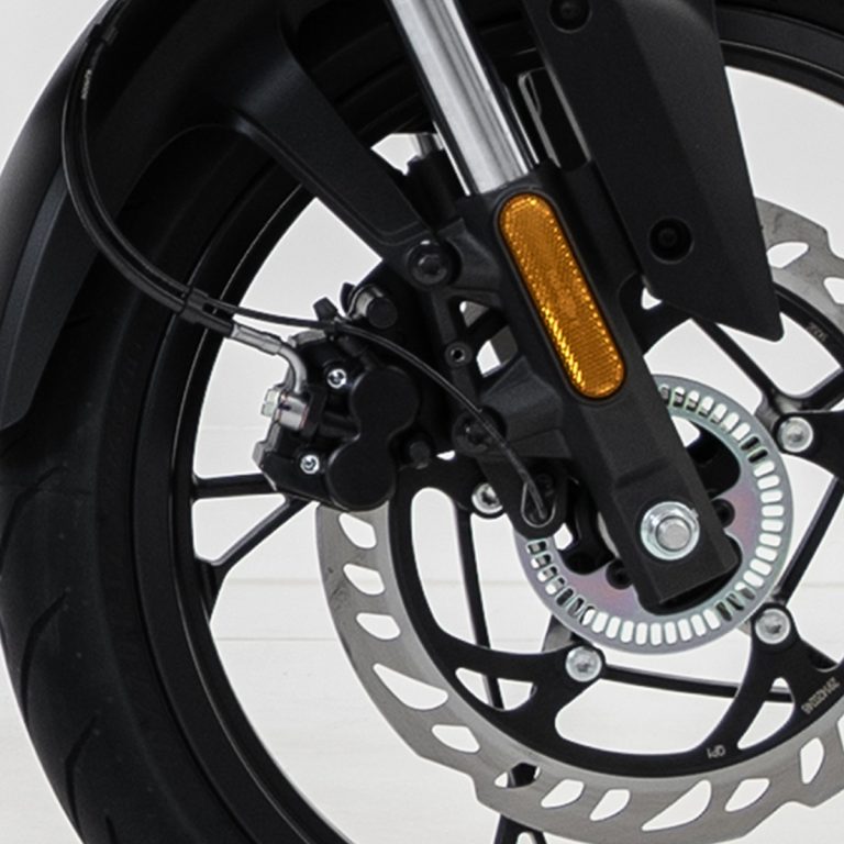 Voge 125RS car-frenos