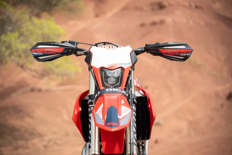 Rieju MR 300i Hard Enduro 2027 frontal