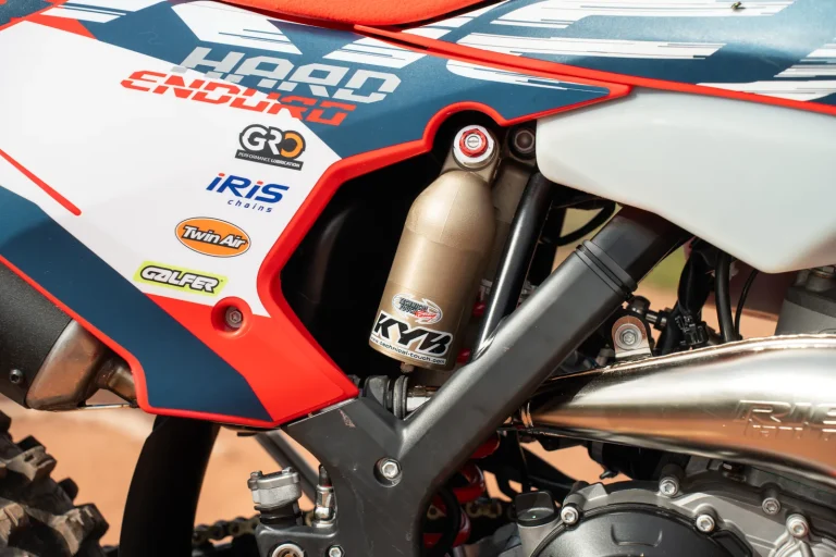 Rieju MR 300i Hard Enduro 2027 protecciones