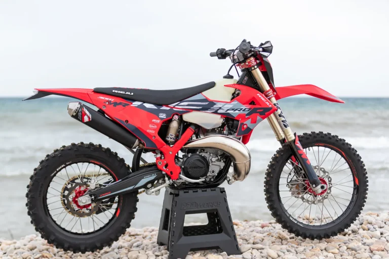 Rieju MR 300i Pro 2027 rojo