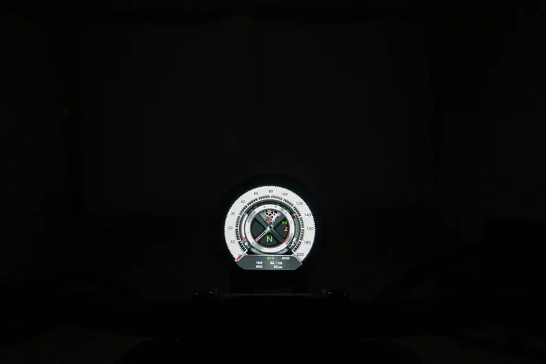 Kove 625V Lancer detalle-2