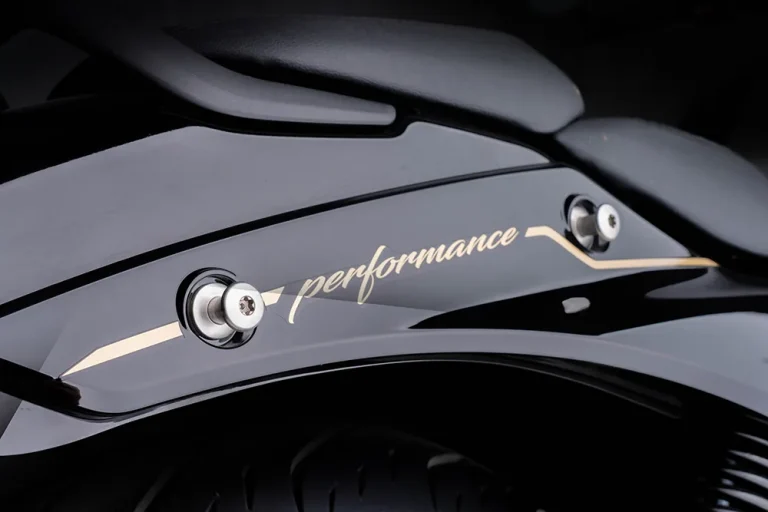 Kove 625V Lancer detalle-4